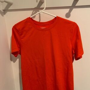 Lululemon LOVE T